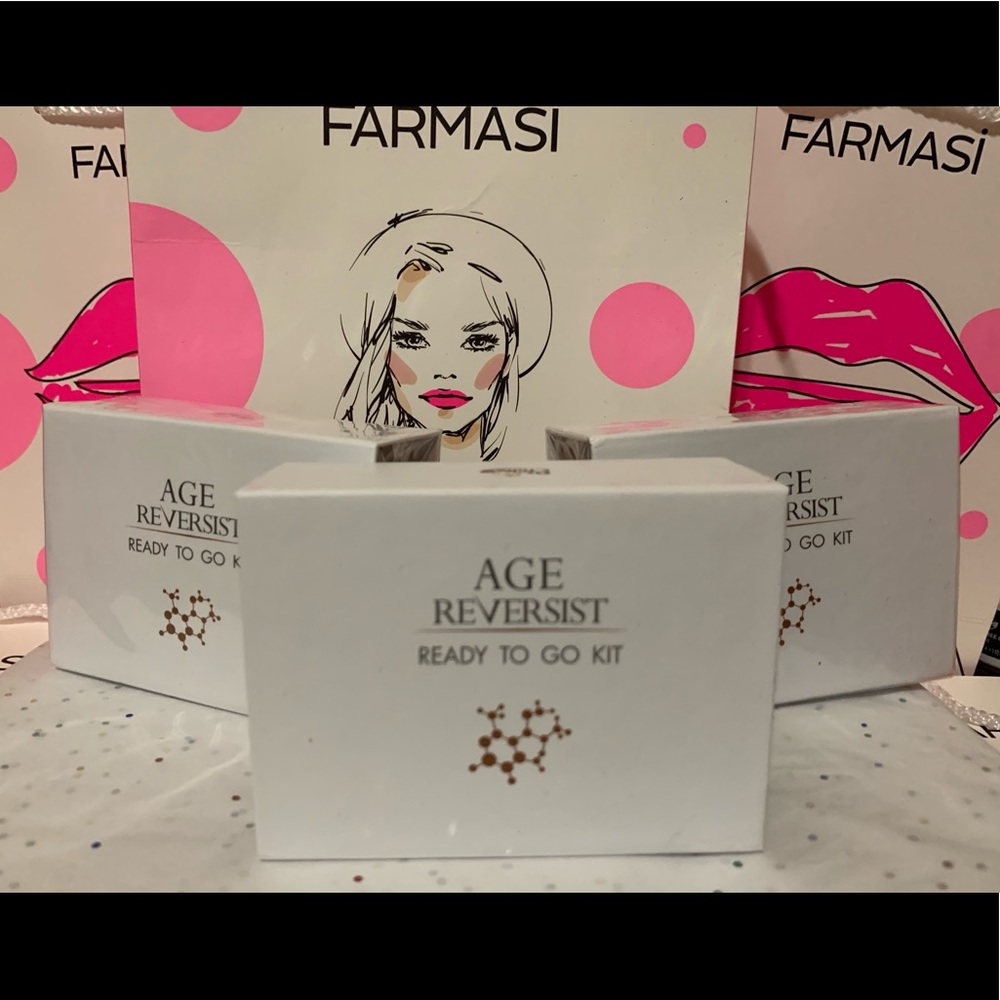 Farmasi Age Reversist Ready to Go Kit